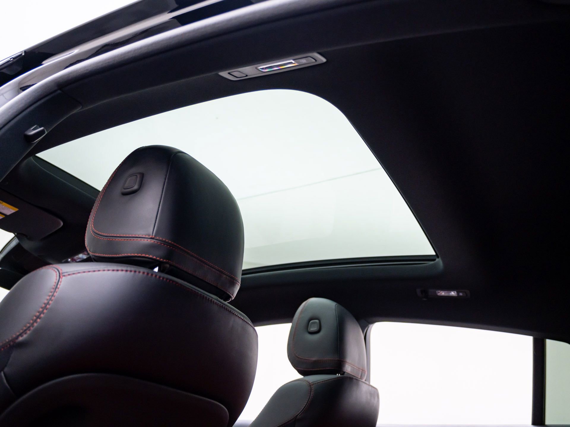 Used 2025 Mercedes-Benz GLE 53 AMG 4MATIC Coupe image 32