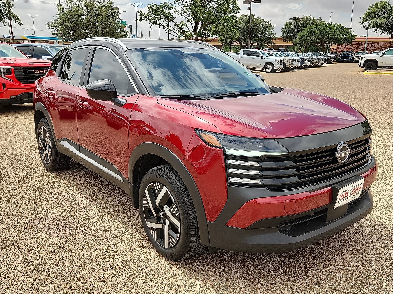 Used 2026 Nissan Kicks SV FWD image 6
