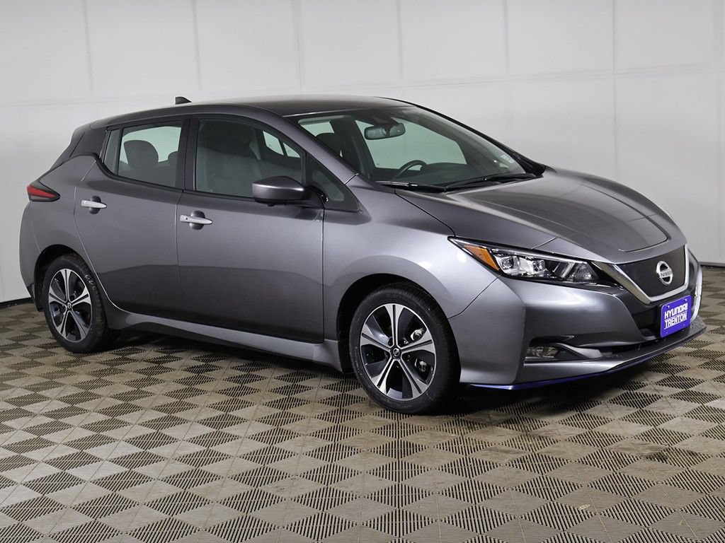 Used 2022 Nissan Leaf SV Plus FWD image 2