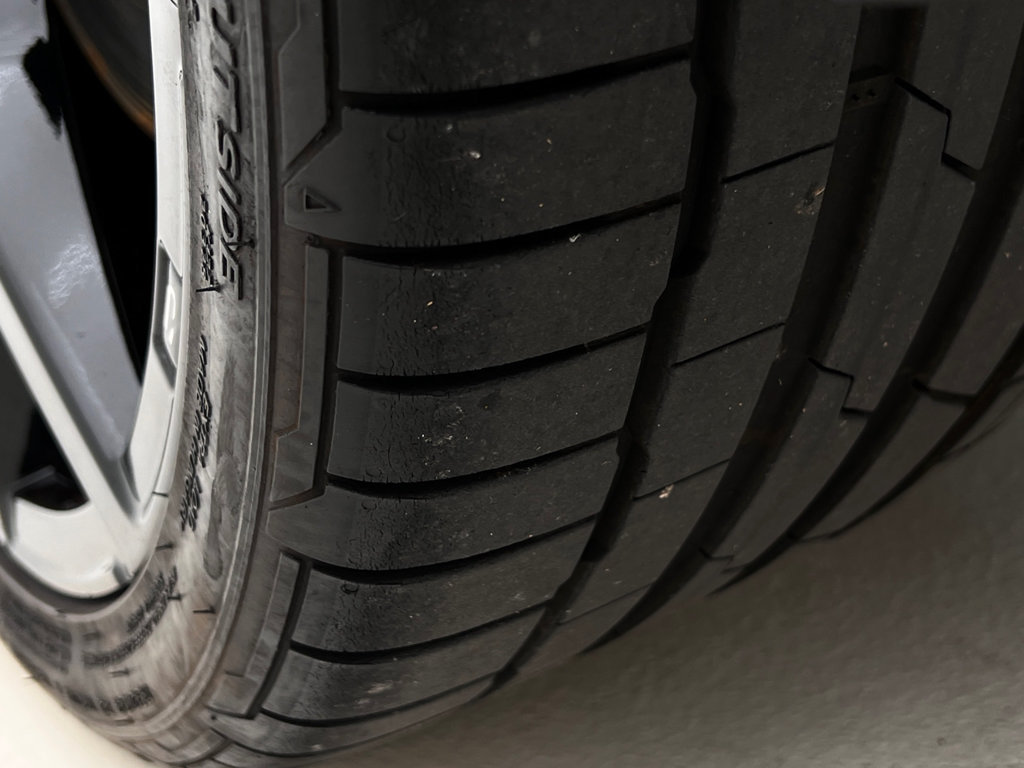 Used 2024 Volkswagen GTI SE FWD image 31