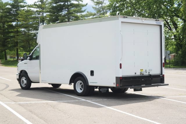 New 2026 Ford E-350 and Econoline 350 Super Duty w/ Power Equipment Group RWD image 18