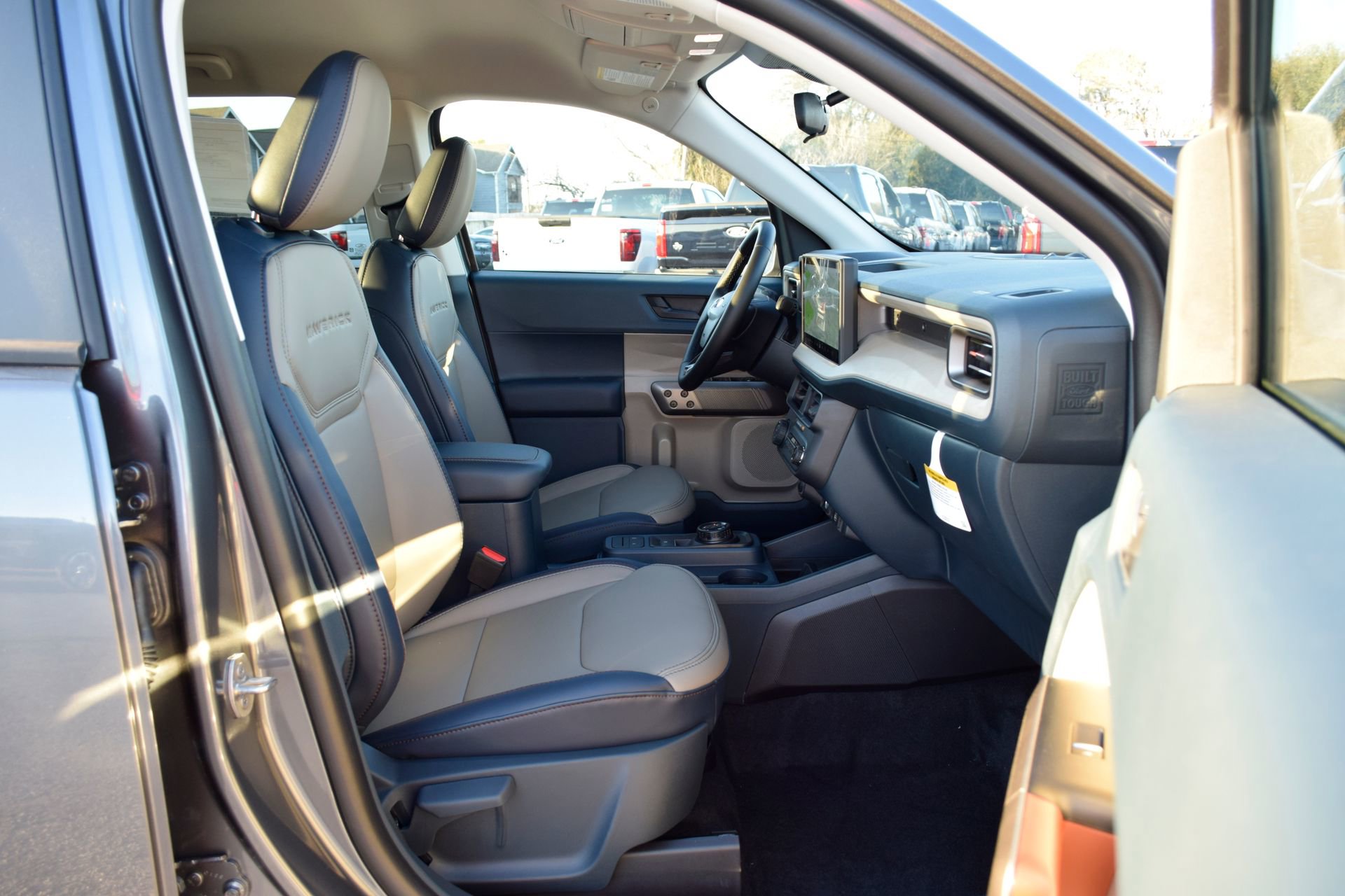 New 2026 Ford Maverick Lariat image 23