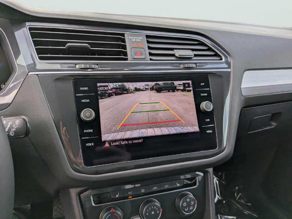 Certified 2024 Volkswagen Tiguan S FWD image 20