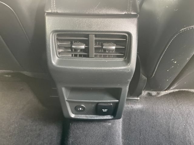 Used 2023 Ford Edge SEL w/ Convenience Package AWD/4WD image 32