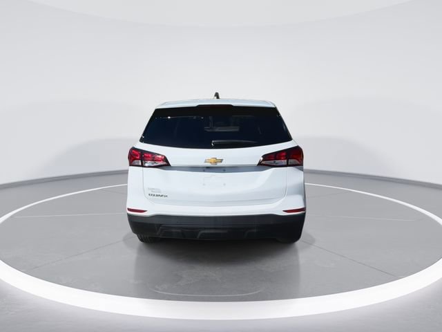 Used 2022 Chevrolet Equinox LS w/ LS Convenience Package image 10
