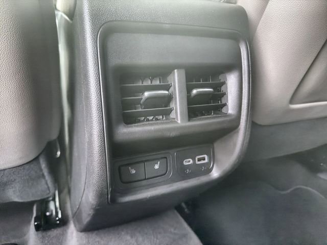 Used 2023 Cadillac XT4 Luxury w/ Cold Weather Package image 21