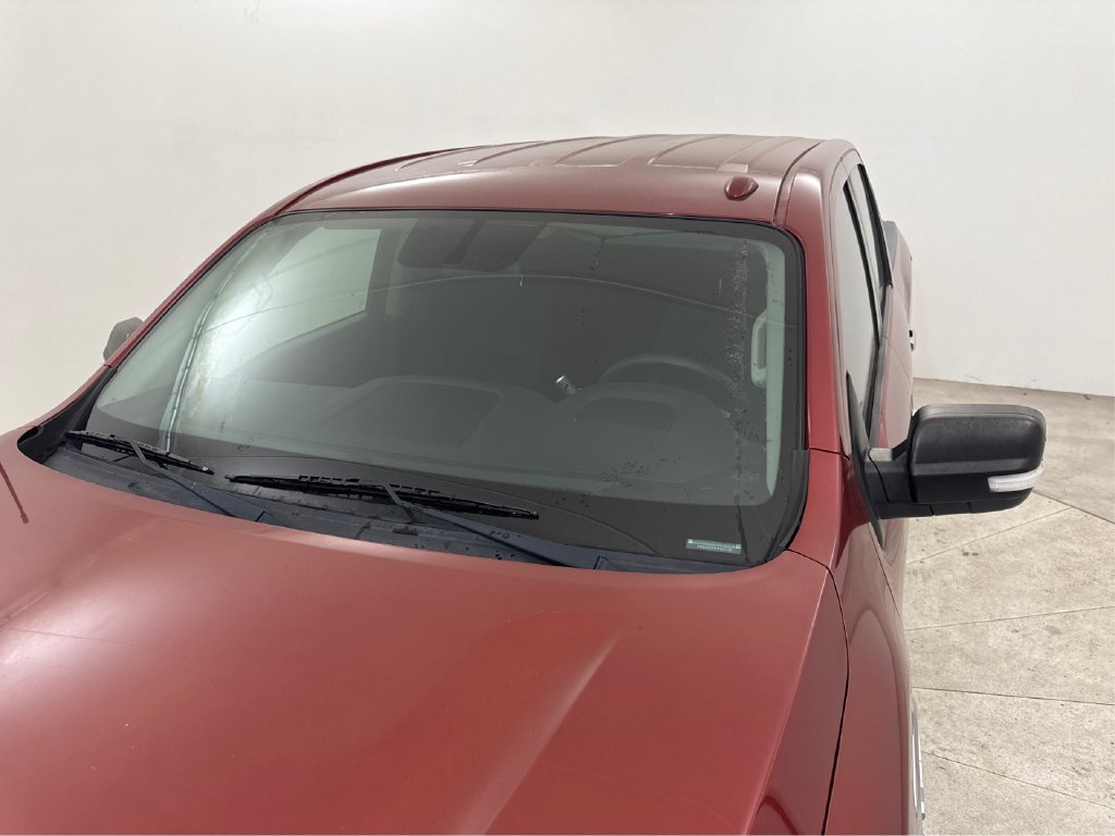 Used 2017 Nissan Titan SV RWD image 14