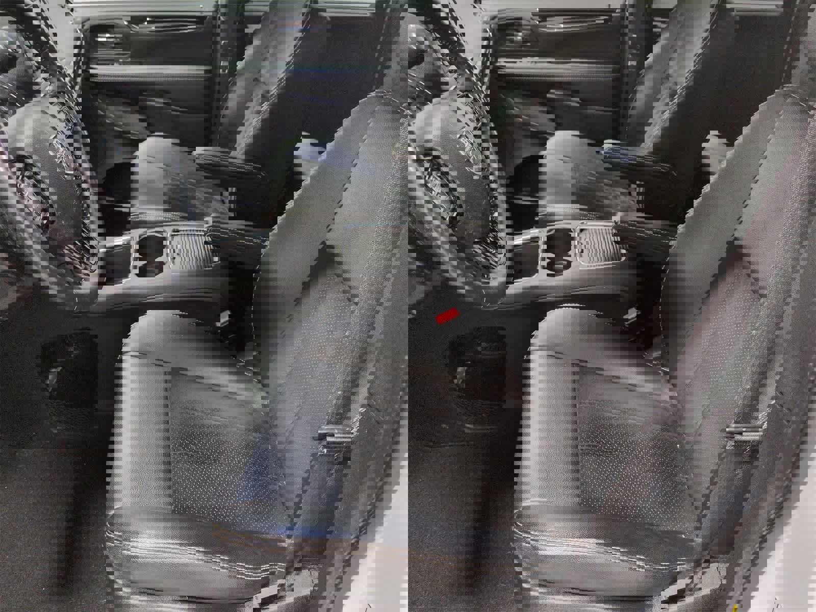 Certified 2018 Dodge Grand Caravan SXT w/ Driver Convenience Group image 17