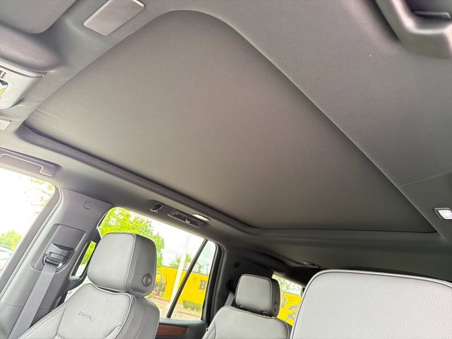 New 2026 GMC Yukon Denali w/ Sun & Power Step Package AWD/4WD image 15
