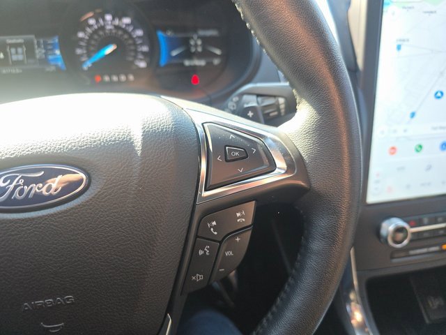 Certified 2022 Ford Edge Titanium w/ Equipment Group 301A image 20