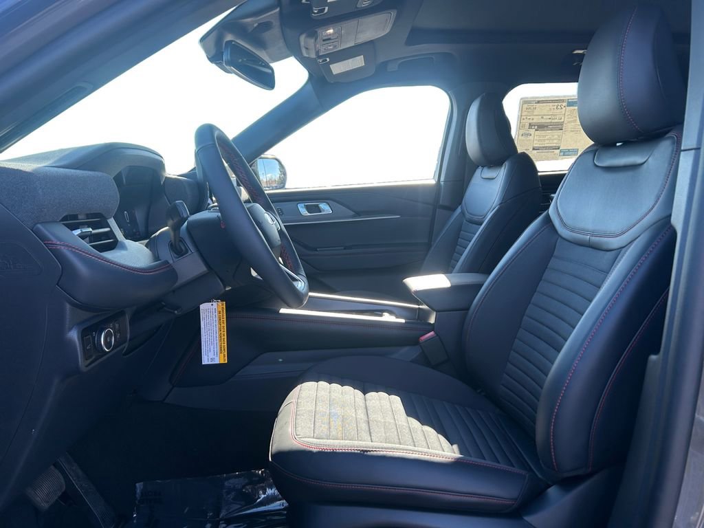 New 2026 Ford Explorer ST-Line w/ ST-Line Street Pack image 39