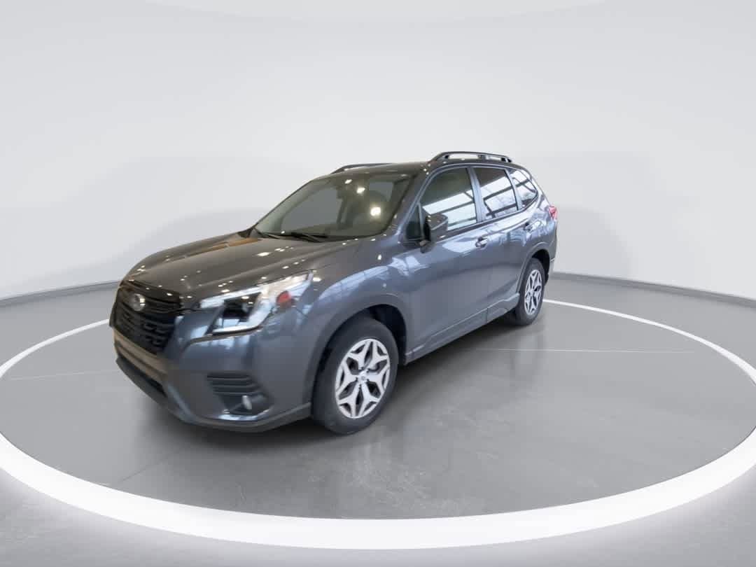 Used 2022 Subaru Forester Premium AWD/4WD image 4
