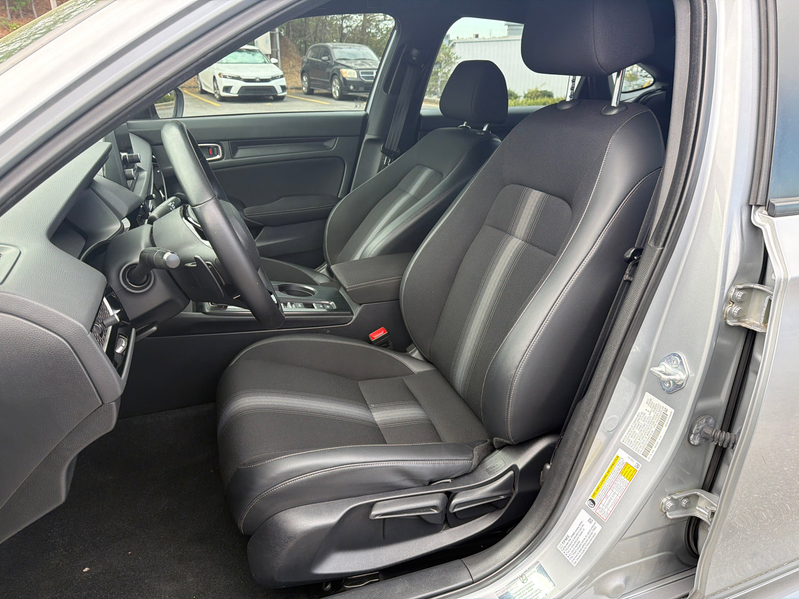 Used 2022 Honda Civic Sport image 9