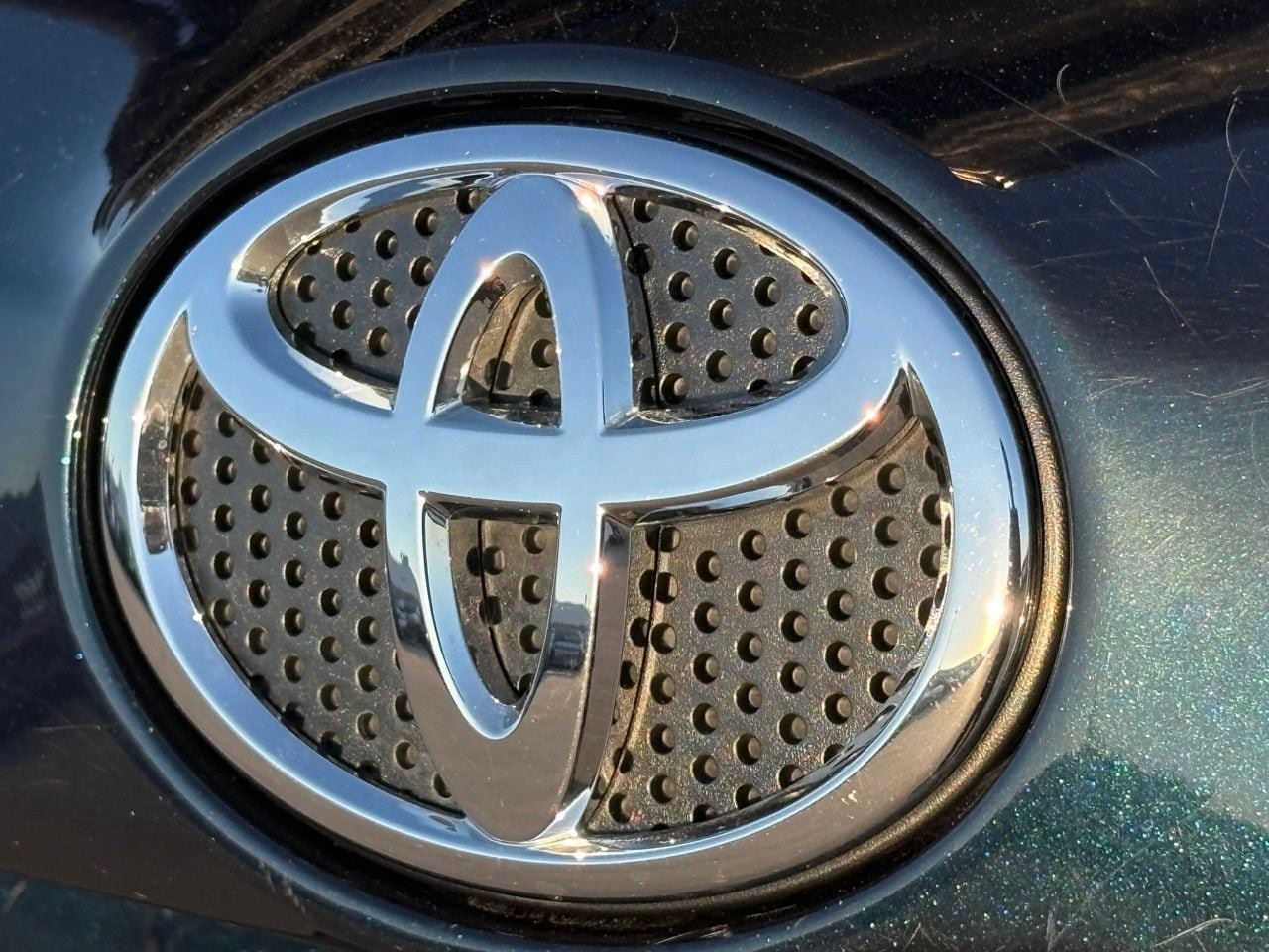 Used 2017 Toyota RAV4 LE w/ All Weather Liner Package FWD image 11