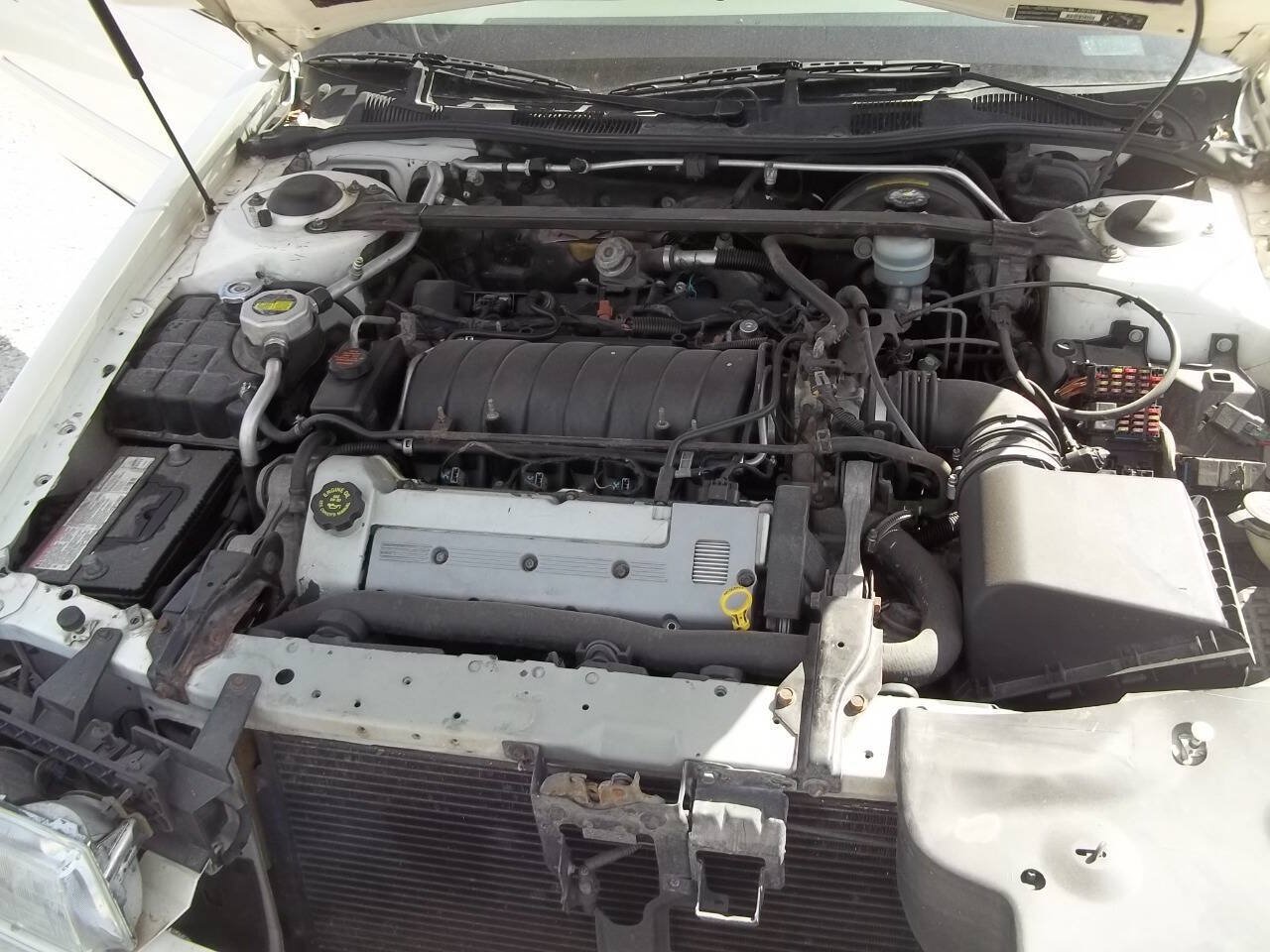 Used 2001 Cadillac Eldorado Touring FWD image 12