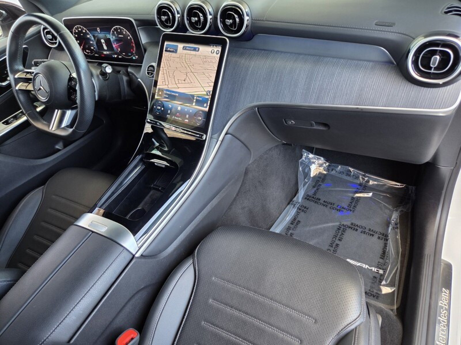 Certified 2024 Mercedes-Benz GLC 300 4MATIC image 19
