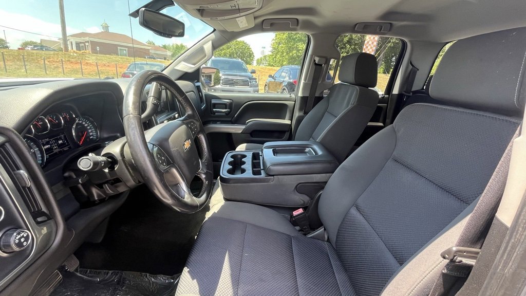 Used 2018 Chevrolet Silverado 1500 LT w/ All Star Edition image 15