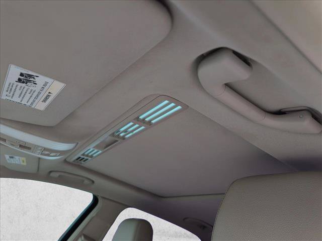 Used 2015 Mercedes-Benz E 350 Sedan image 16