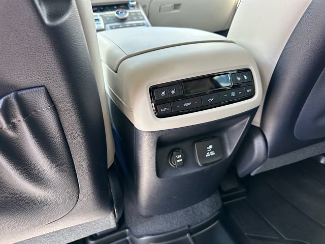 Used 2025 Hyundai Palisade Calligraphy AWD/4WD image 25