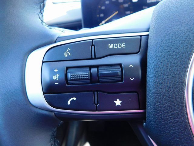 Used 2025 Kia K5 EX image 18