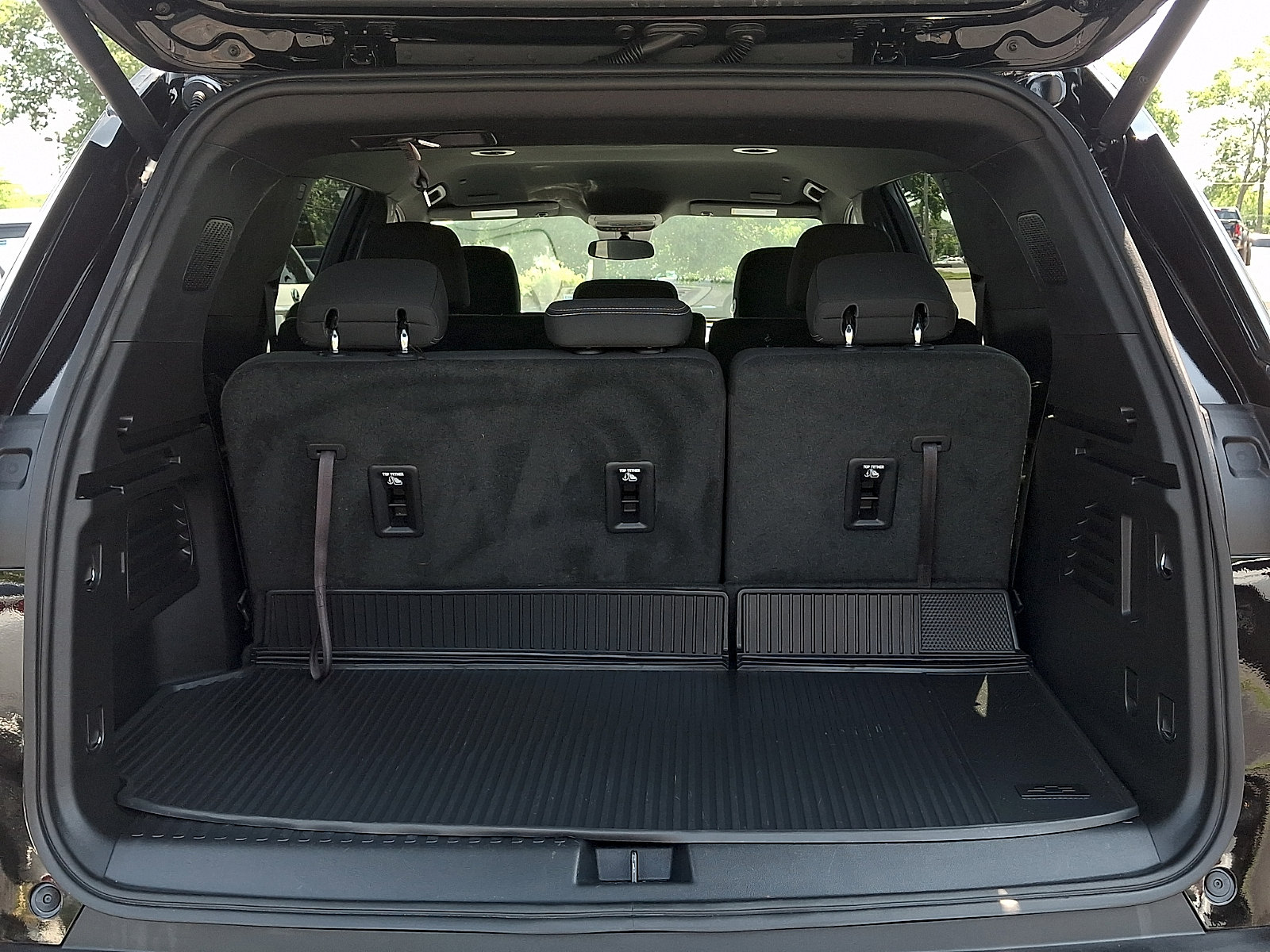 Used 2024 Chevrolet Traverse LS w/ LPO, Floor Liner Package AWD/4WD image 29