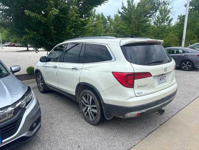 Used 2017 Honda Pilot Elite image 4