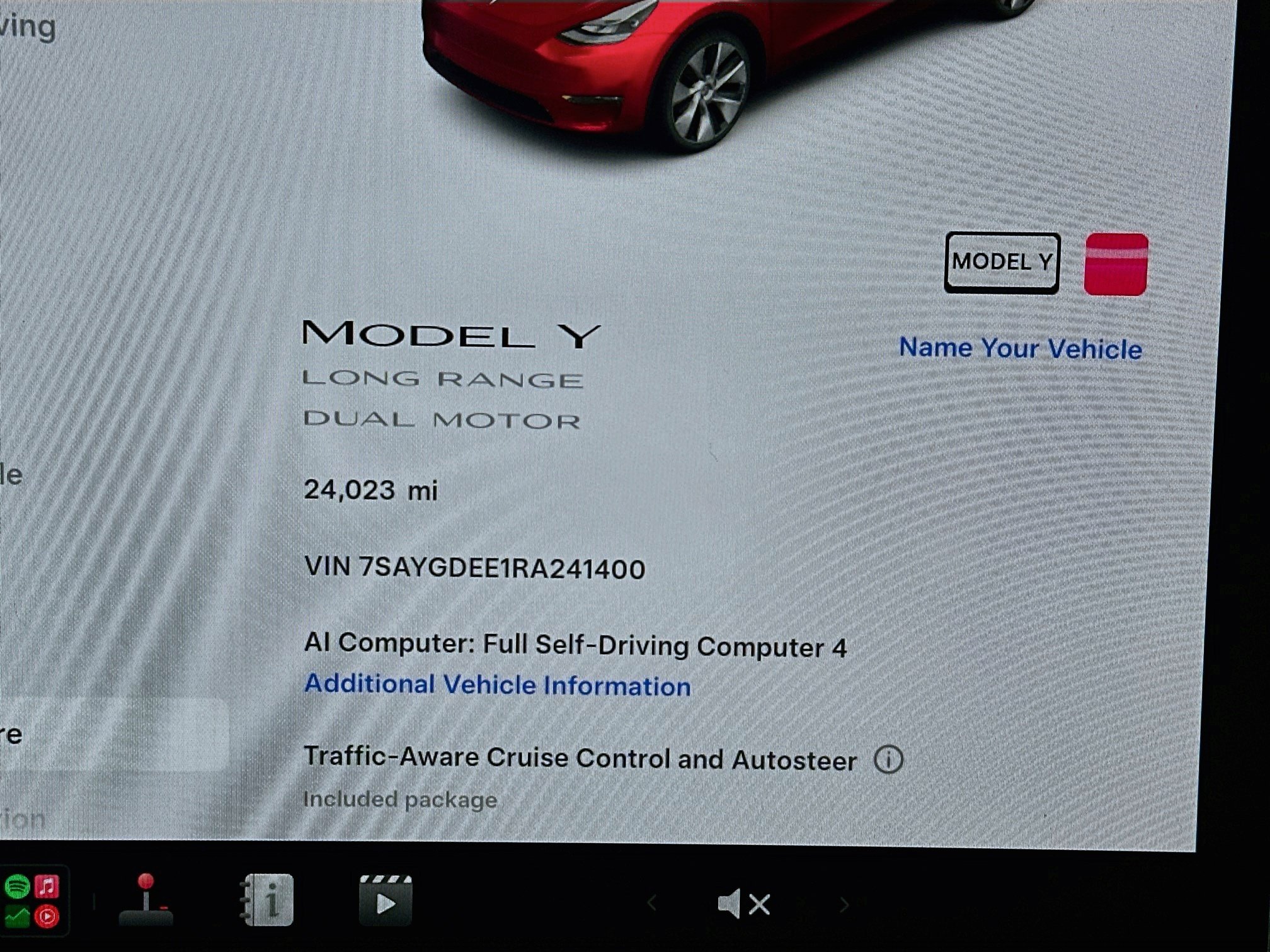 Used 2024 Tesla Model Y Long Range AWD/4WD image 18