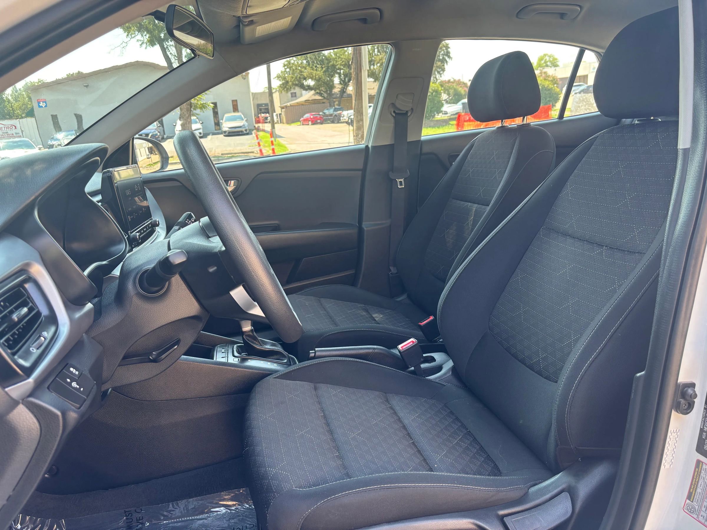 Used 2023 Kia Rio LX image 12