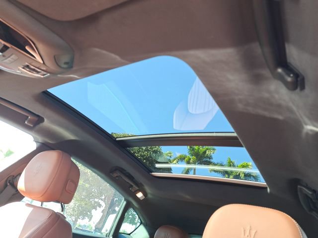 Used 2023 Maserati Levante GT image 21