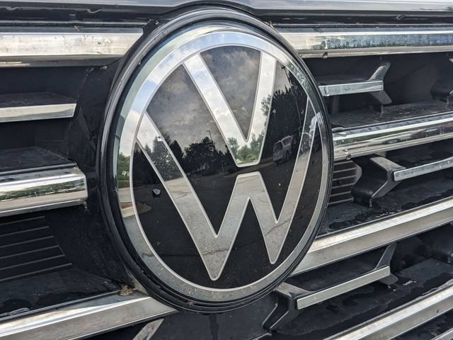 Used 2024 Volkswagen Atlas SEL AWD/4WD image 9