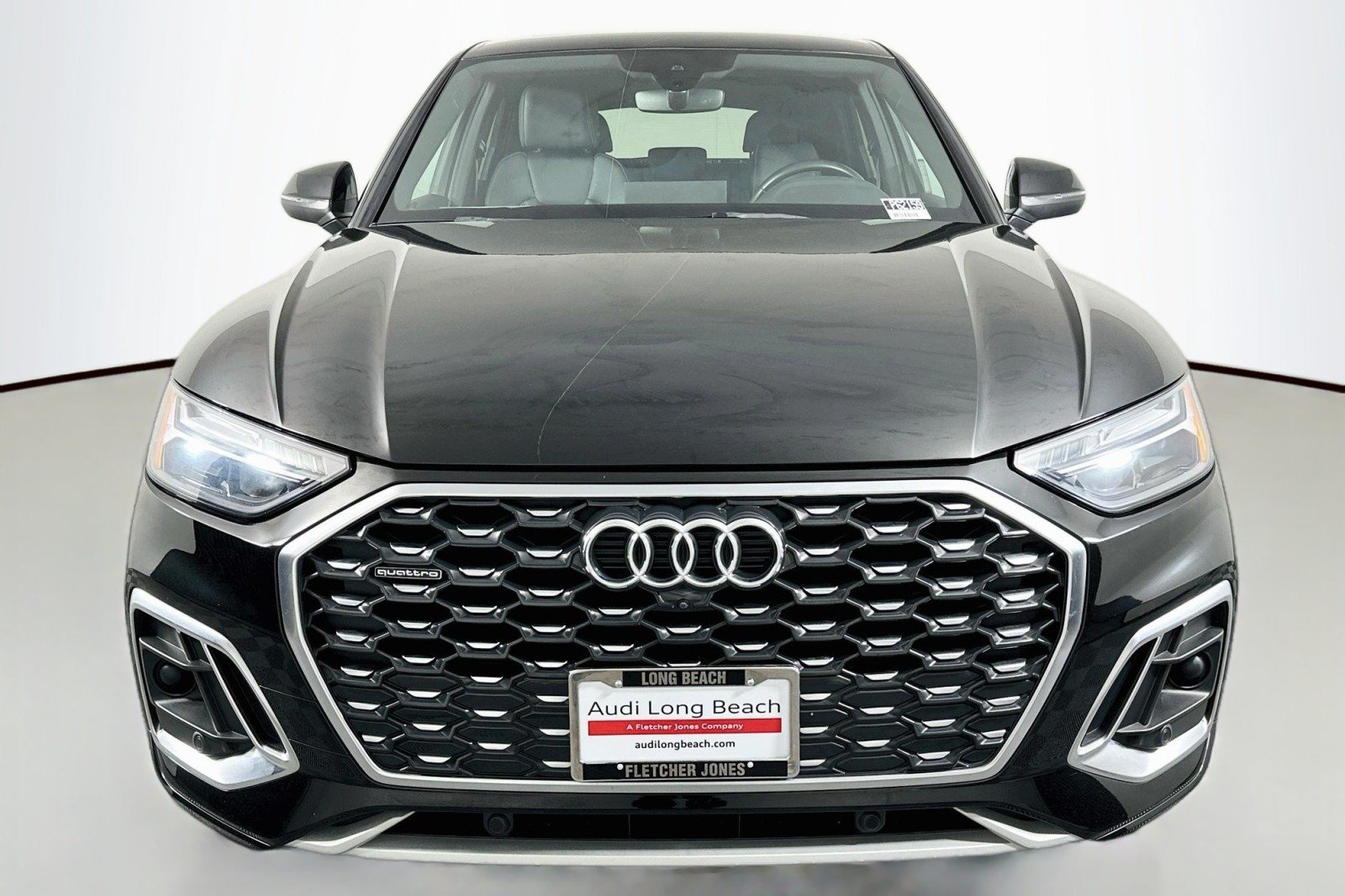 Used 2023 Audi Q5 2.0T Premium Plus w/ Premium Plus Package AWD/4WD image 2