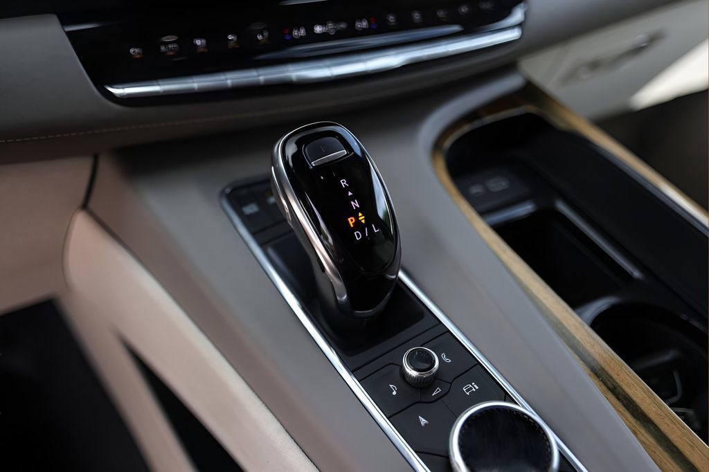 Used 2021 Cadillac Escalade Sport Platinum image 21