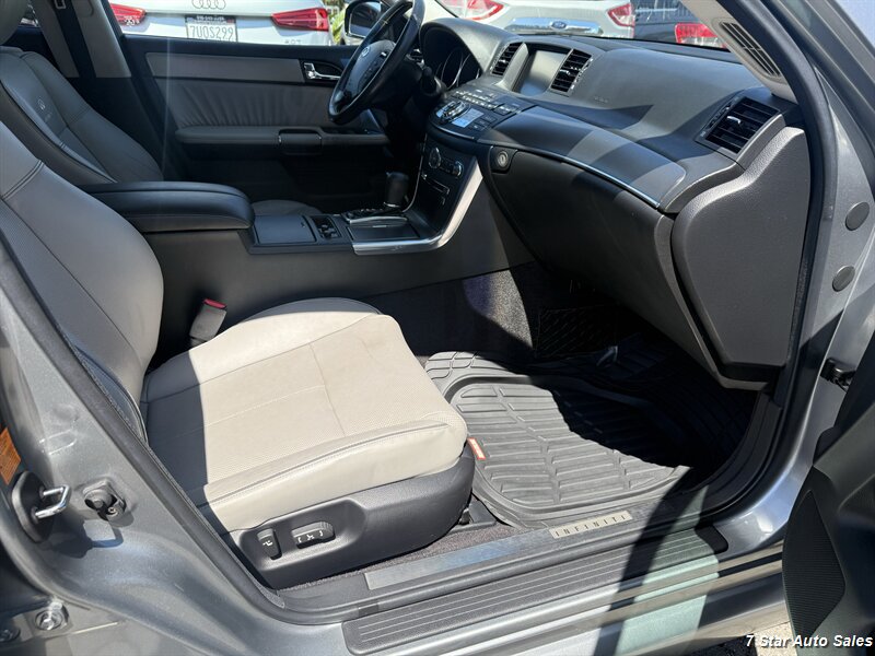 Used 2007 INFINITI M35 w/ Technology Pkg RWD image 13