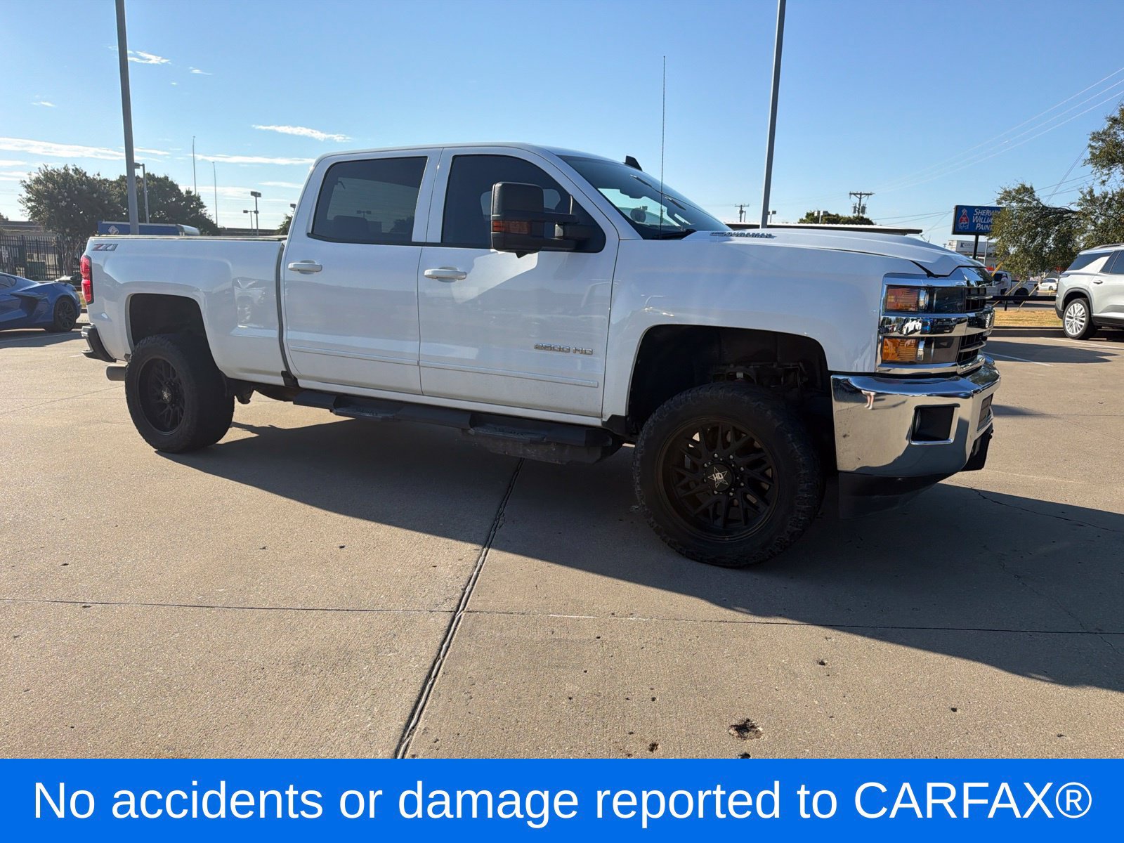 Used 2019 Chevrolet Silverado 2500 LT AWD/4WD image 2