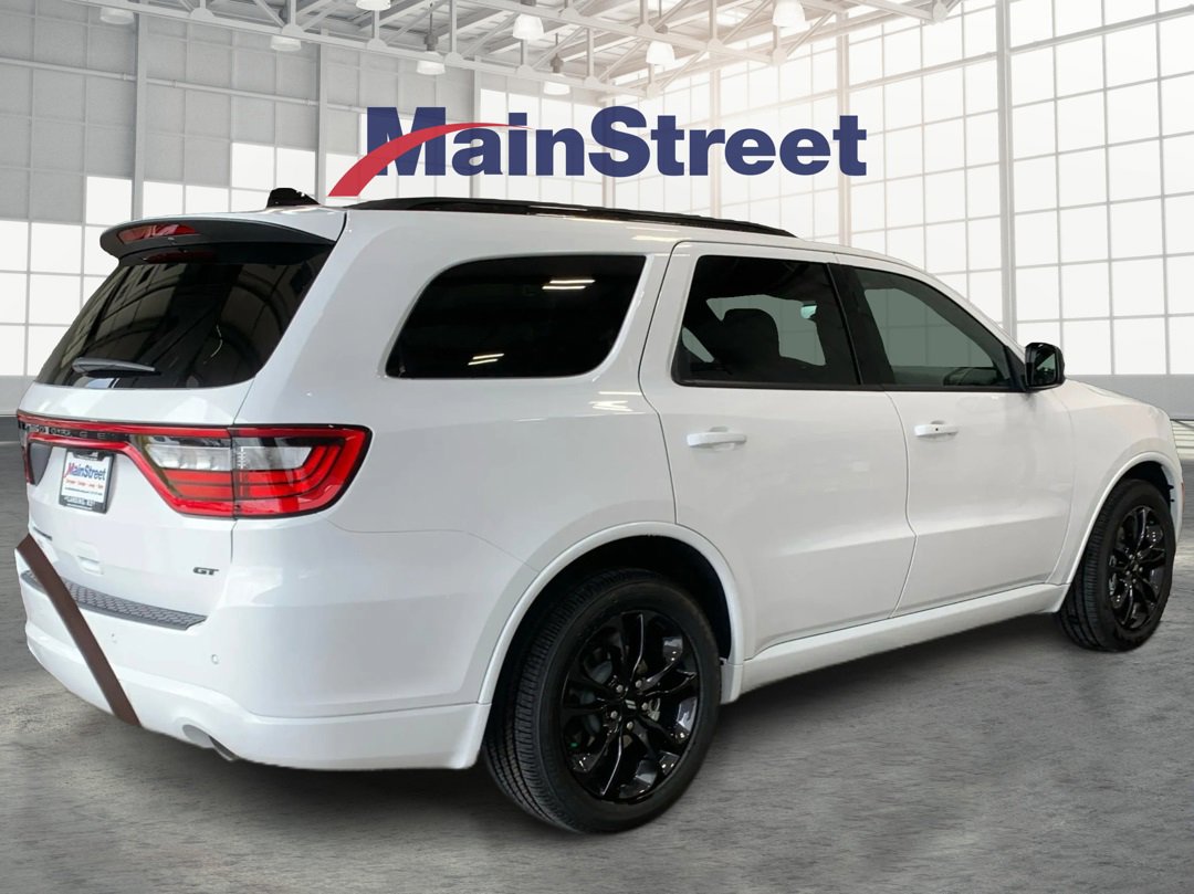 Used 2025 Dodge Durango GT w/ Blacktop Package image 5