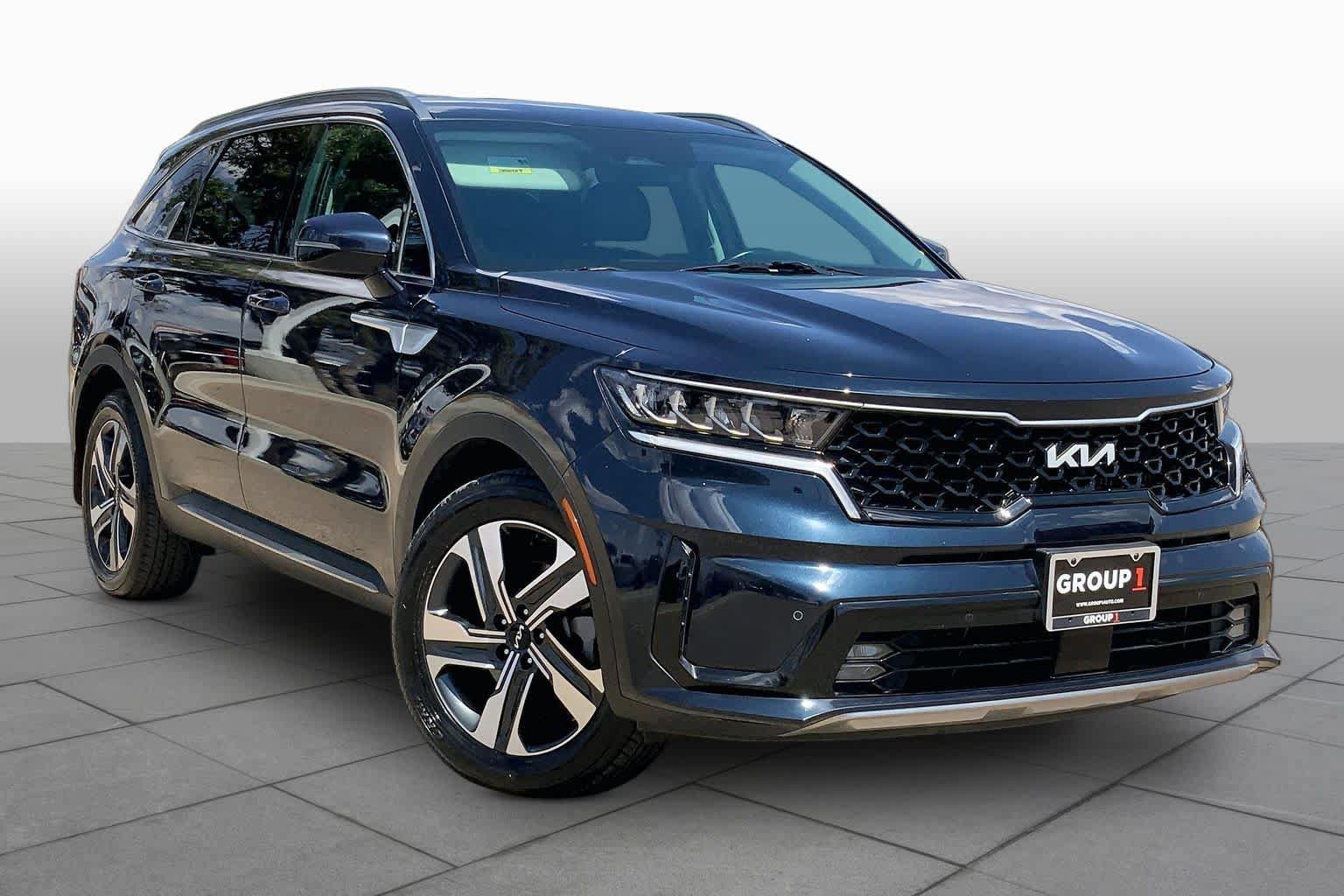 Used 2024 Kia Sorento EX AWD/4WD image 3