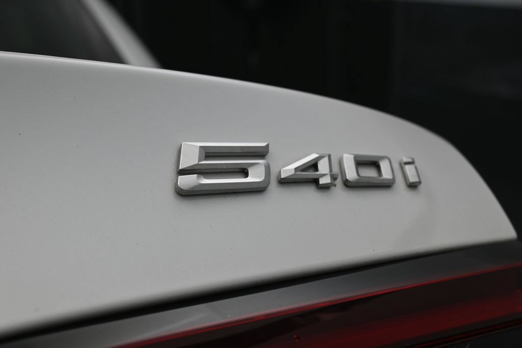 Used 2026 BMW 540i xDrive AWD/4WD image 41