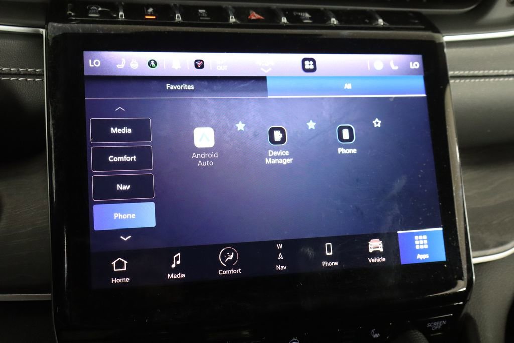 Used 2023 Jeep Grand Cherokee L Limited w/ Black Appearance Package image 40