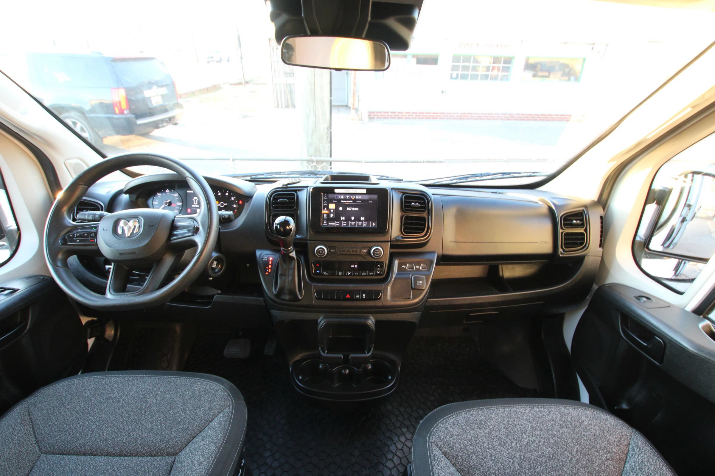 Used 2022 RAM ProMaster 2500 FWD image 13