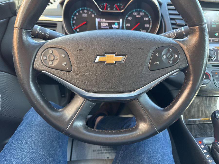 Used 2015 Chevrolet Impala LTZ FWD image 26