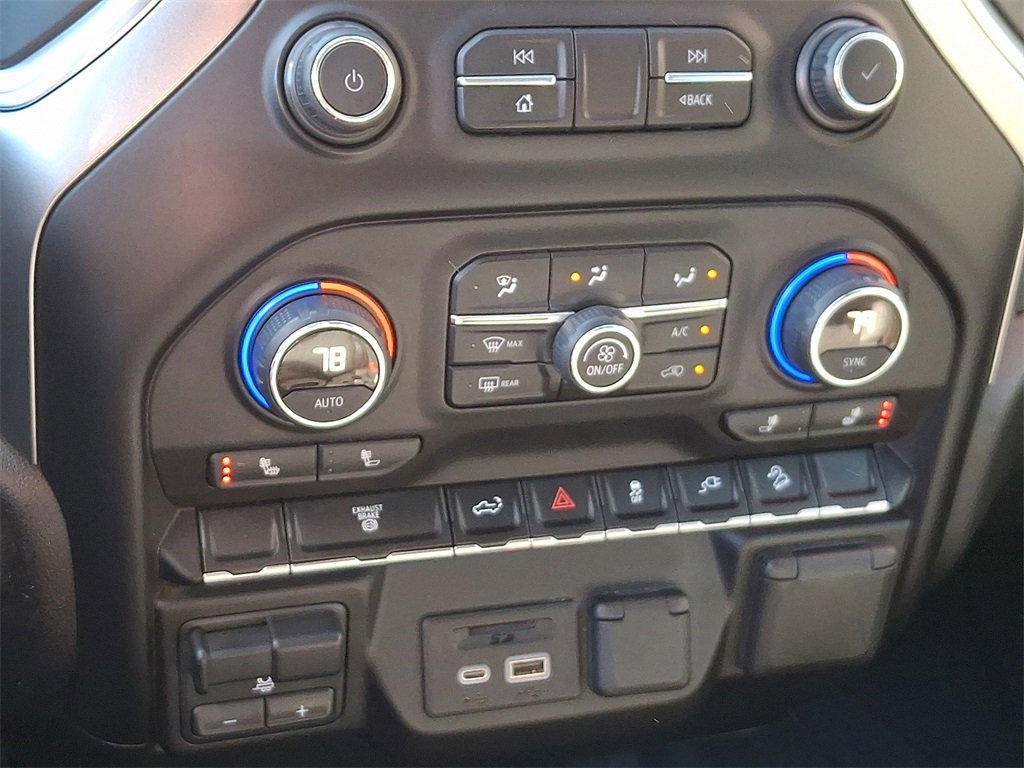 Used 2021 Chevrolet Silverado 3500 LTZ w/ Z71 Off-Road Package image 15