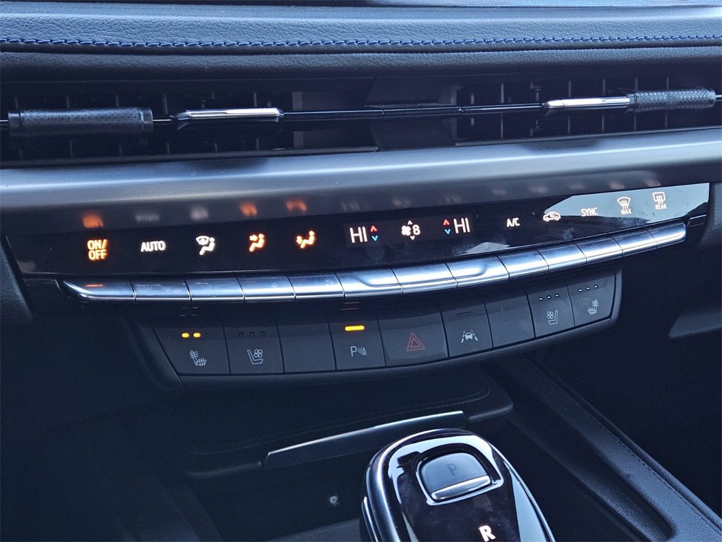 Used 2024 Cadillac XT4 Sport image 19