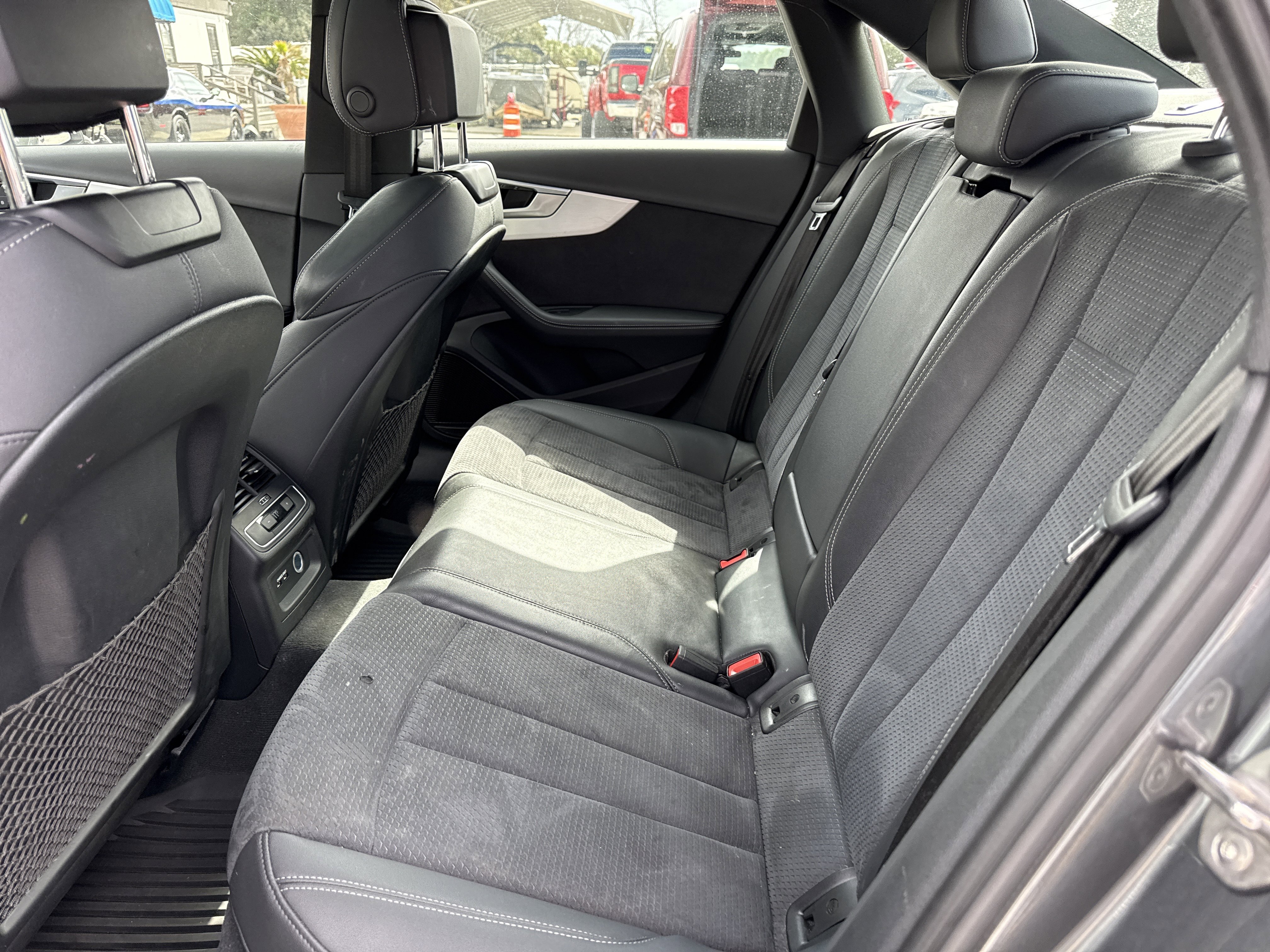 Used 2022 Audi A4 2.0T Premium Plus w/ Premium Plus Package image 10