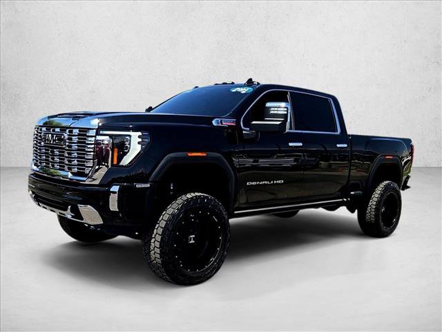 Used 2024 GMC Sierra 2500 Denali w/ Denali Reserve Package AWD/4WD image 4