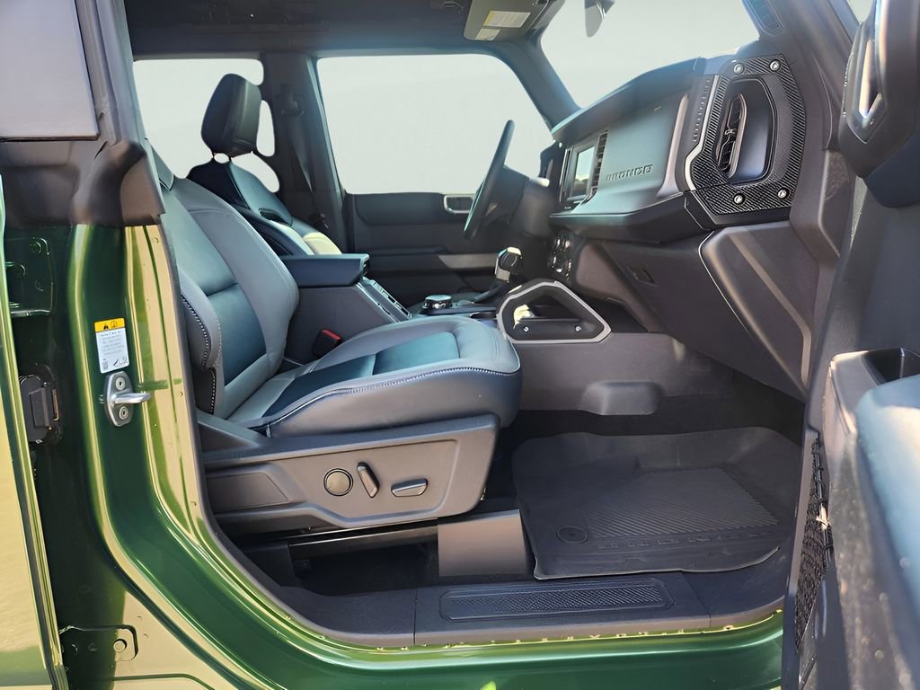 Used 2023 Ford Bronco Outer Banks image 12