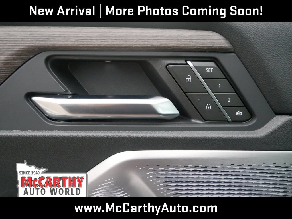 Used 2025 GMC Acadia Denali w/ Super Cruise Package AWD/4WD image 15