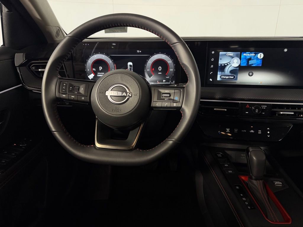 Used 2025 Nissan Kicks SR FWD image 13