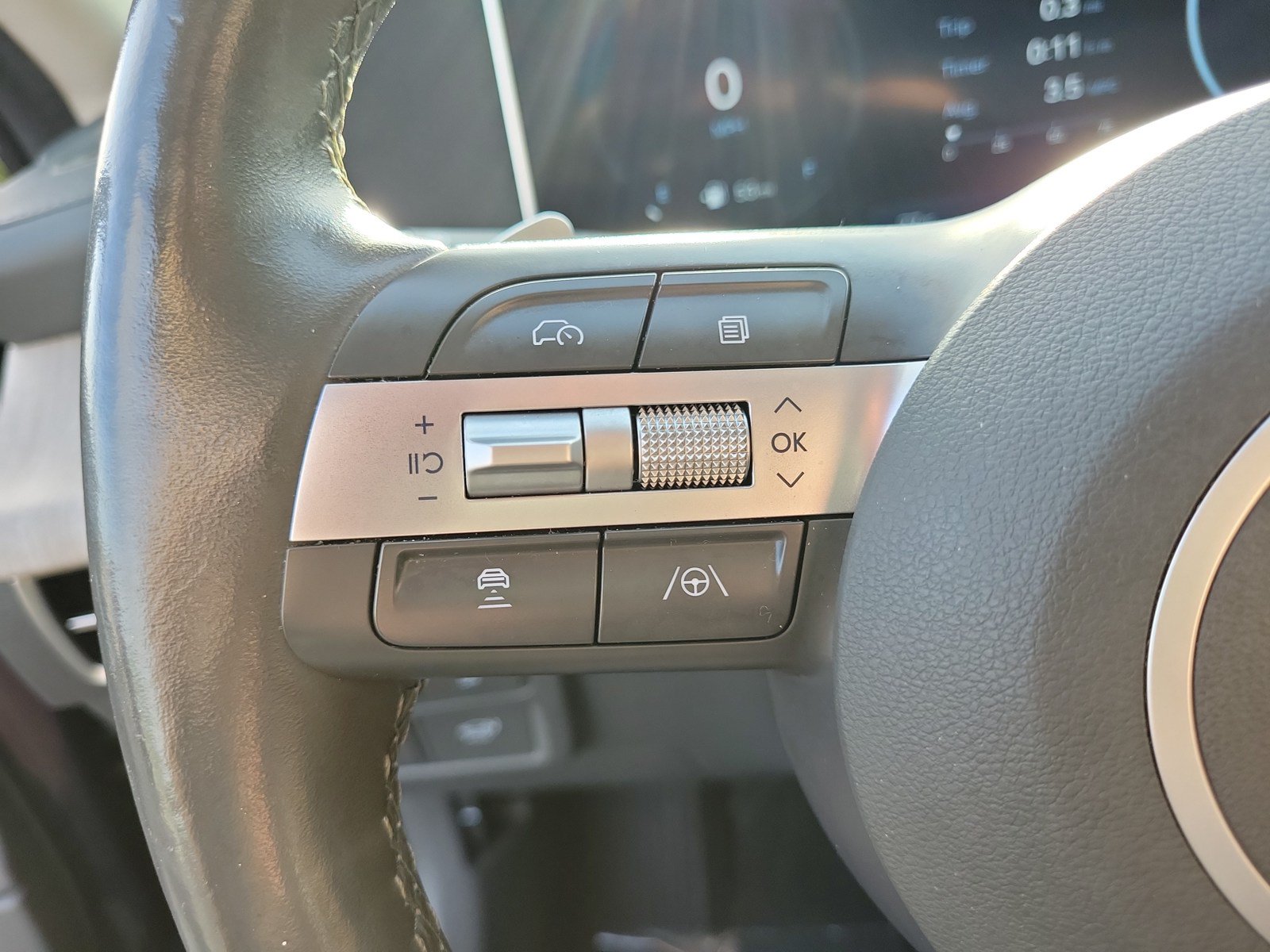 Used 2024 Hyundai Sonata Limited FWD image 18
