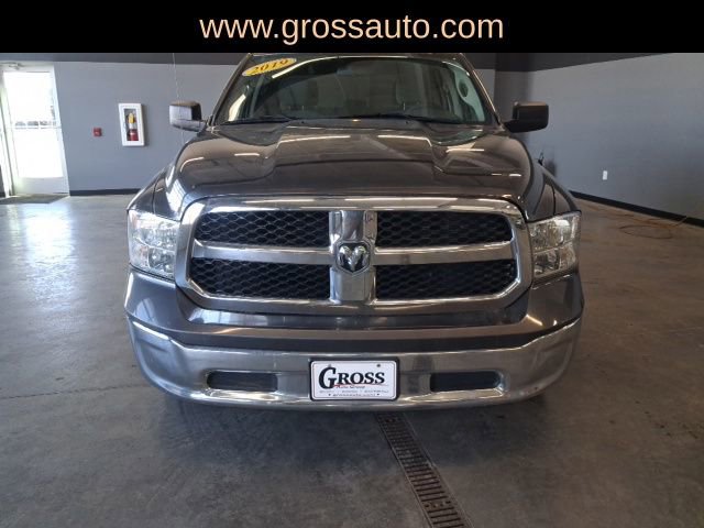 Used 2019 RAM 1500 Classic SLT image 3