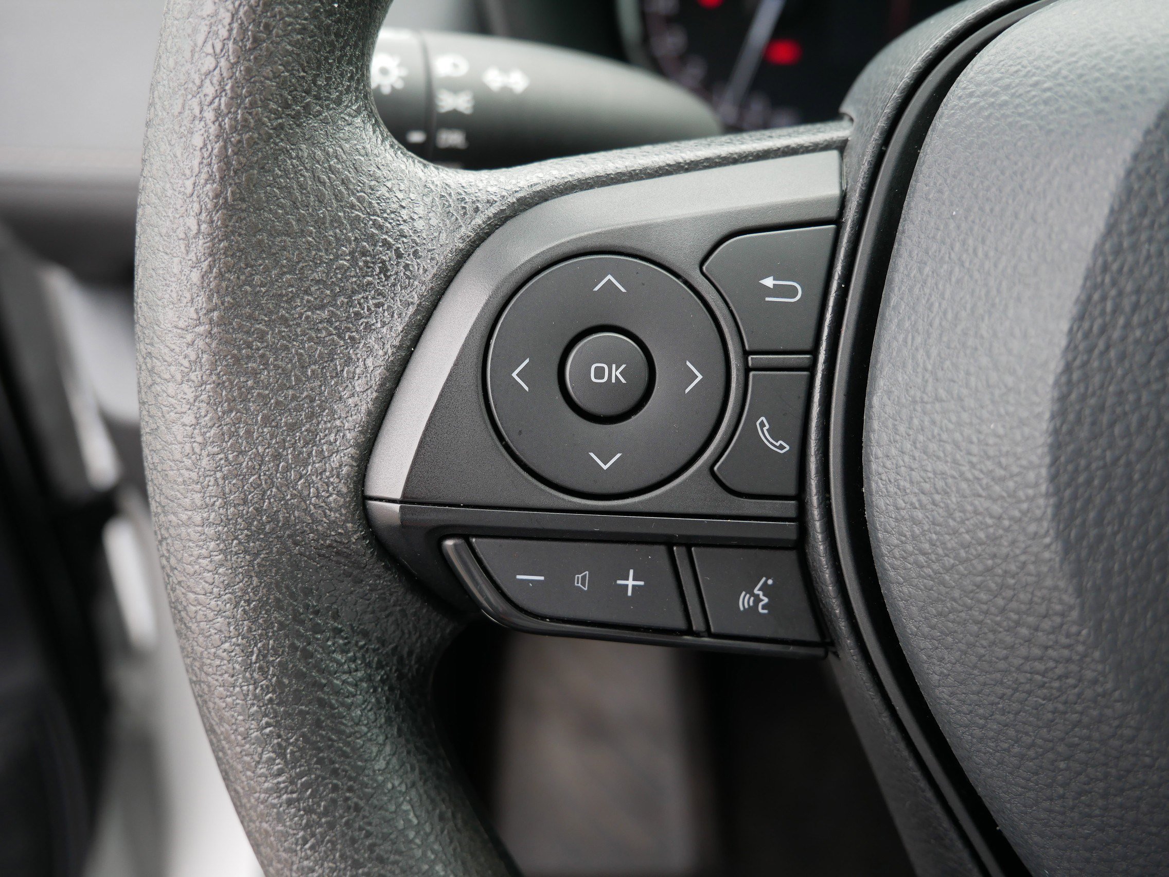 Certified 2024 Toyota RAV4 LE image 27